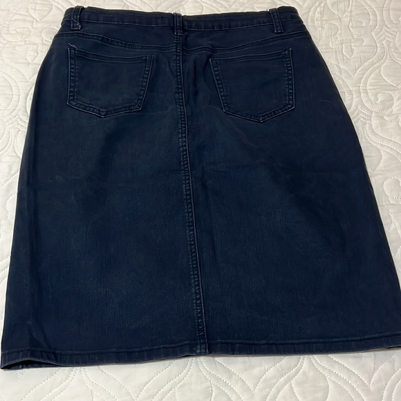 Jupe de Abby, size Large, navy midi skirt - Picture 4 of 4